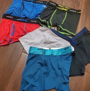 Boxer briefs NEW never worn or washed size 6-8 boys fruit of the loom, H…
